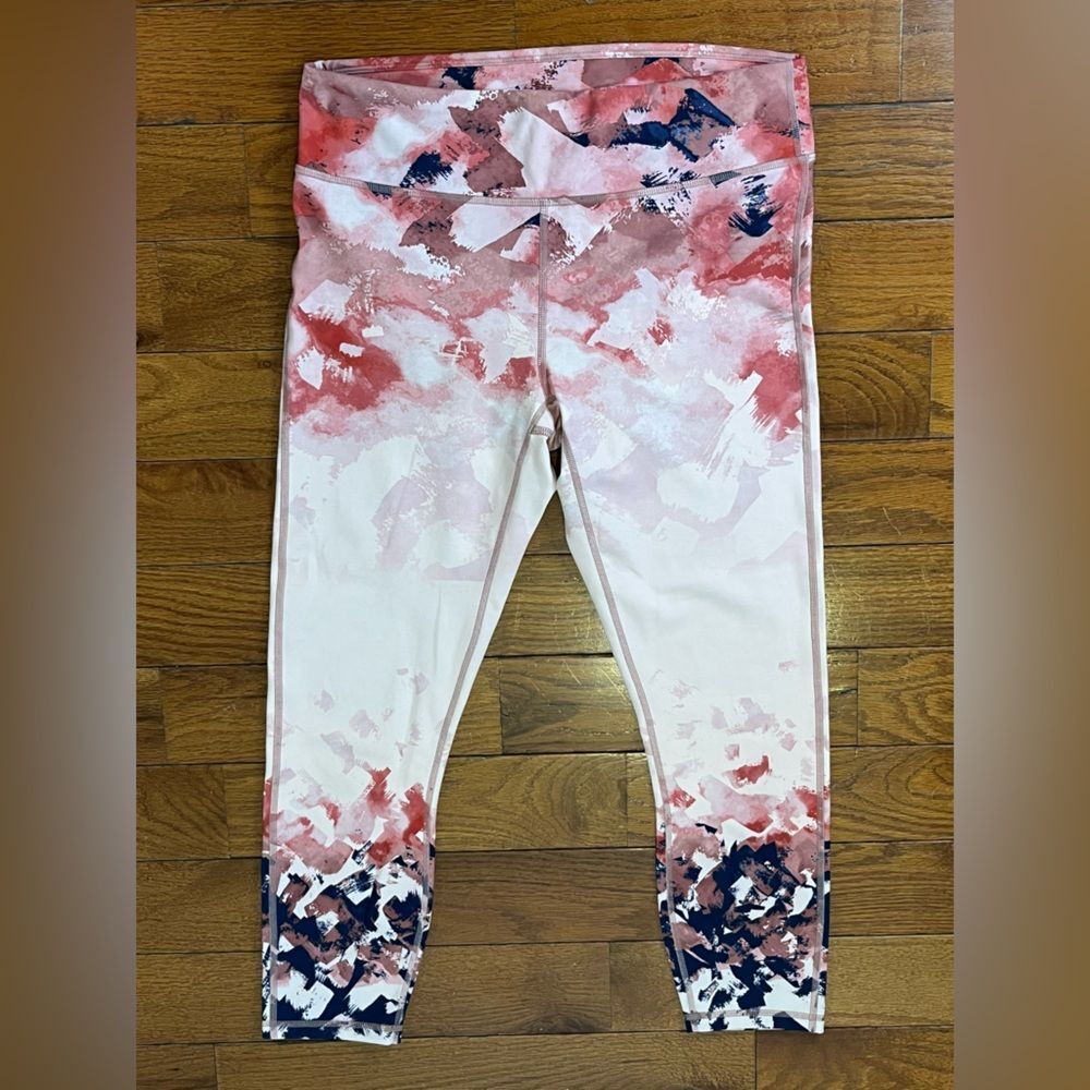 Fabletics High Rise Leggings Pink Abstract Women's M Performance 4 Way Stretch - Picture 1 of 6